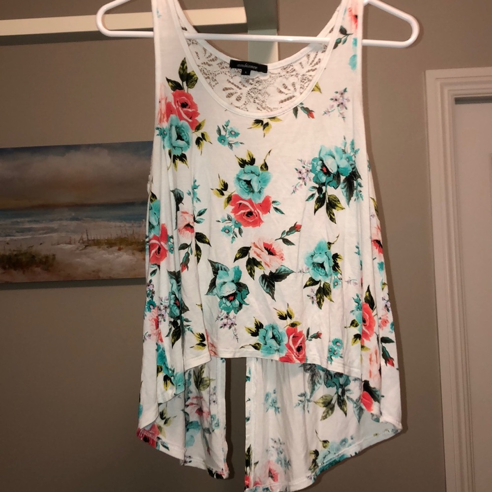 Floral Tank with lace detailing